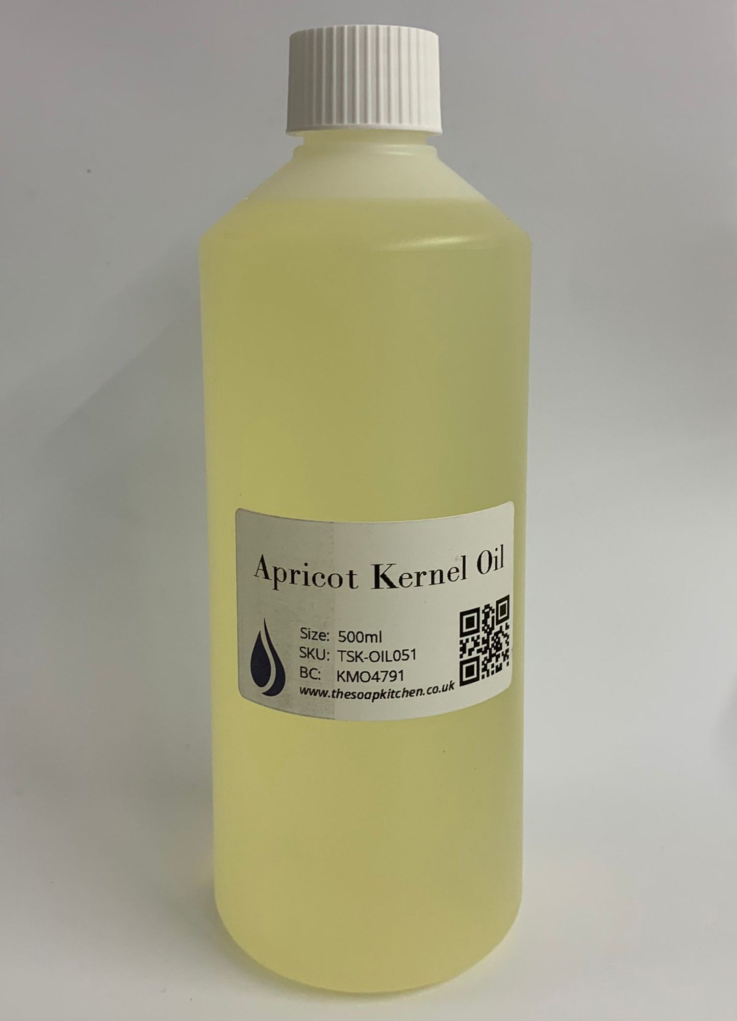 Apricot Kernel Oil 1L - Y0614