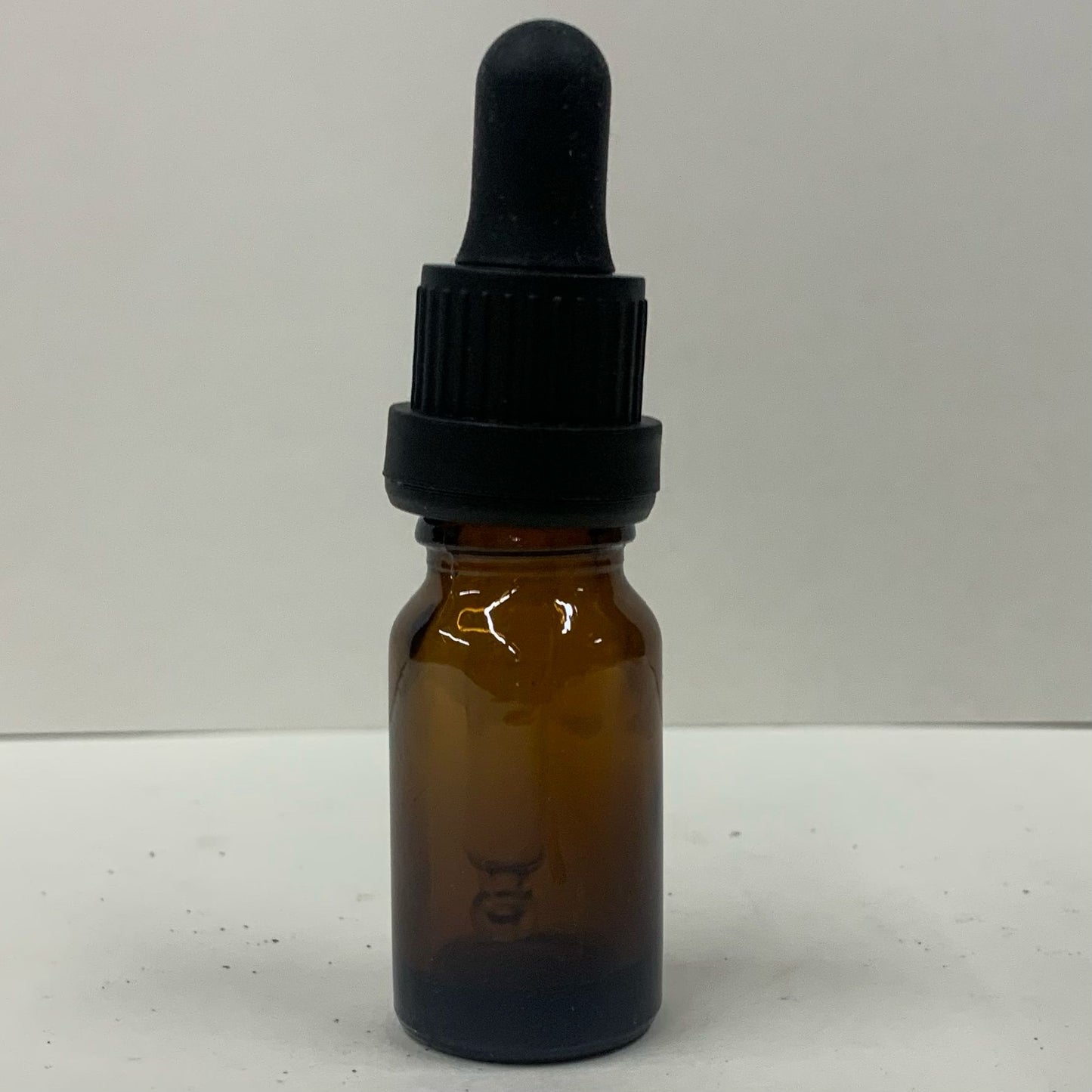 10ml Amber Glass Bottle with Pipette - X0006