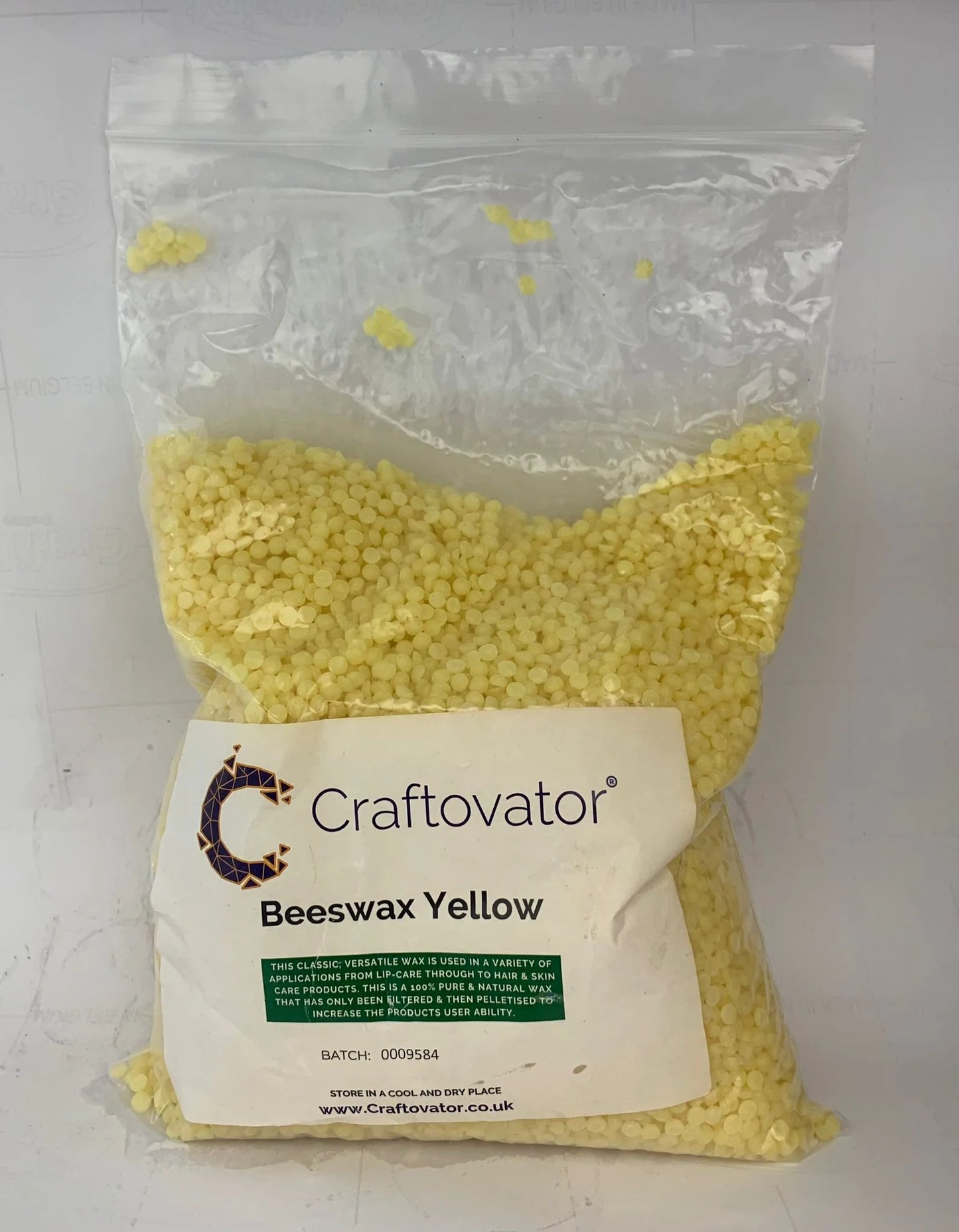 Beeswax 1Kg - Y0015