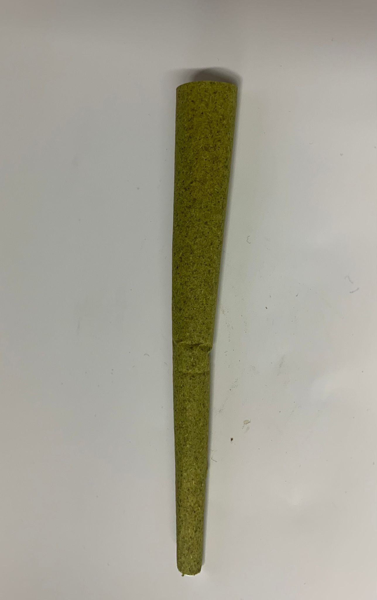 Pre-Rolled Green Hemp Cone - Y0297