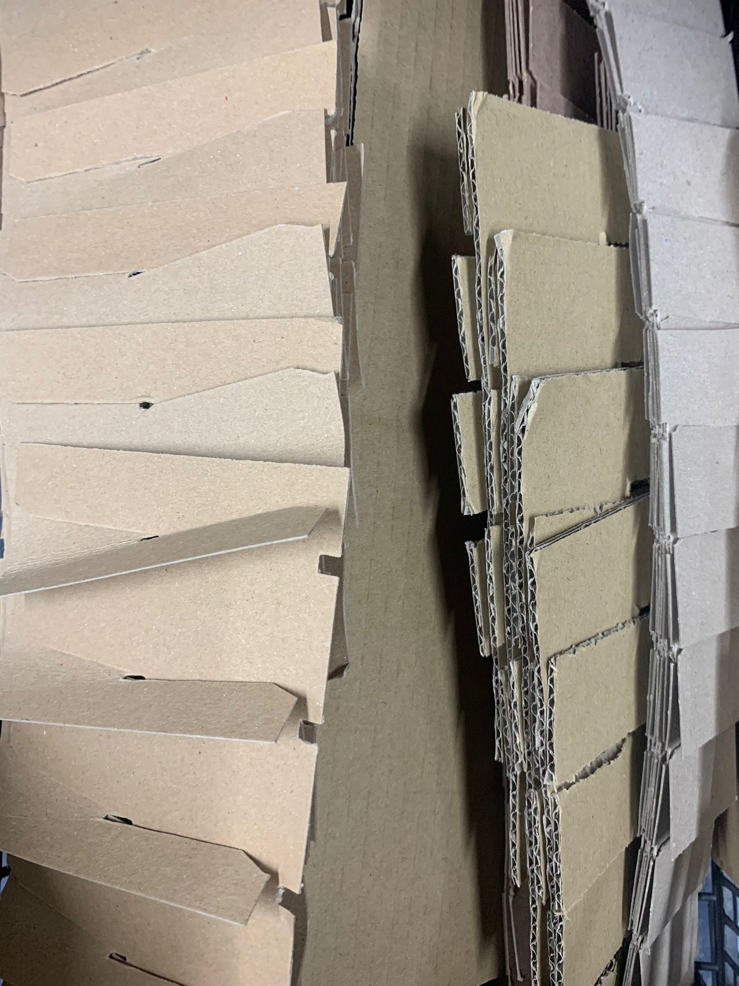 24 inch Universal Cardboard Dividers - X0021